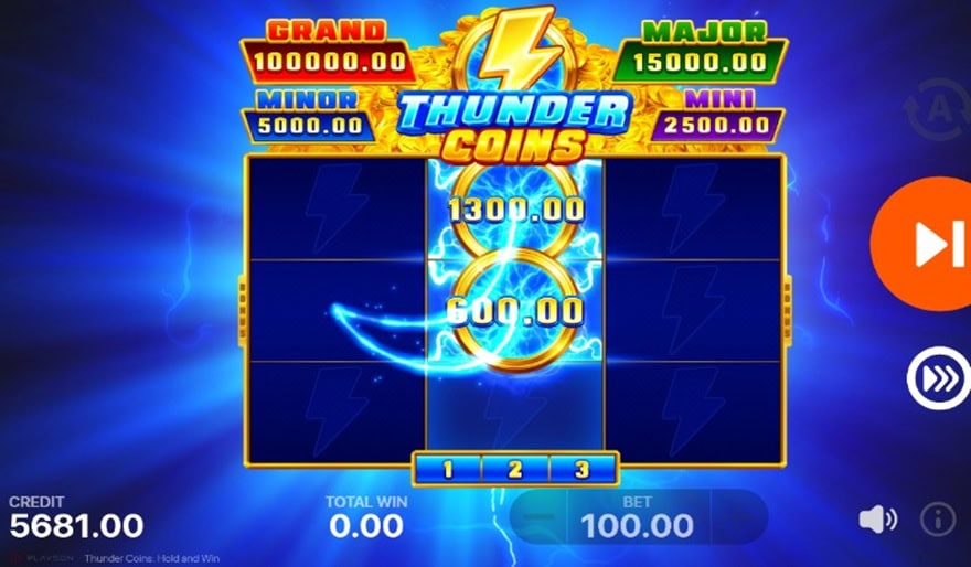 Thunder Coins Hold and Win